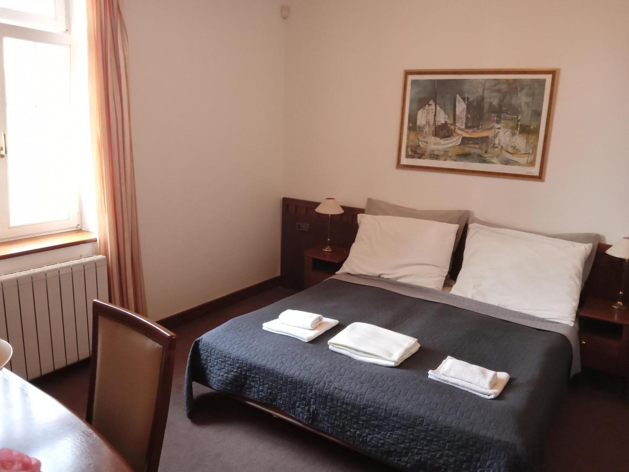 Retro Hotel Villa Ostrava Extérieur photo