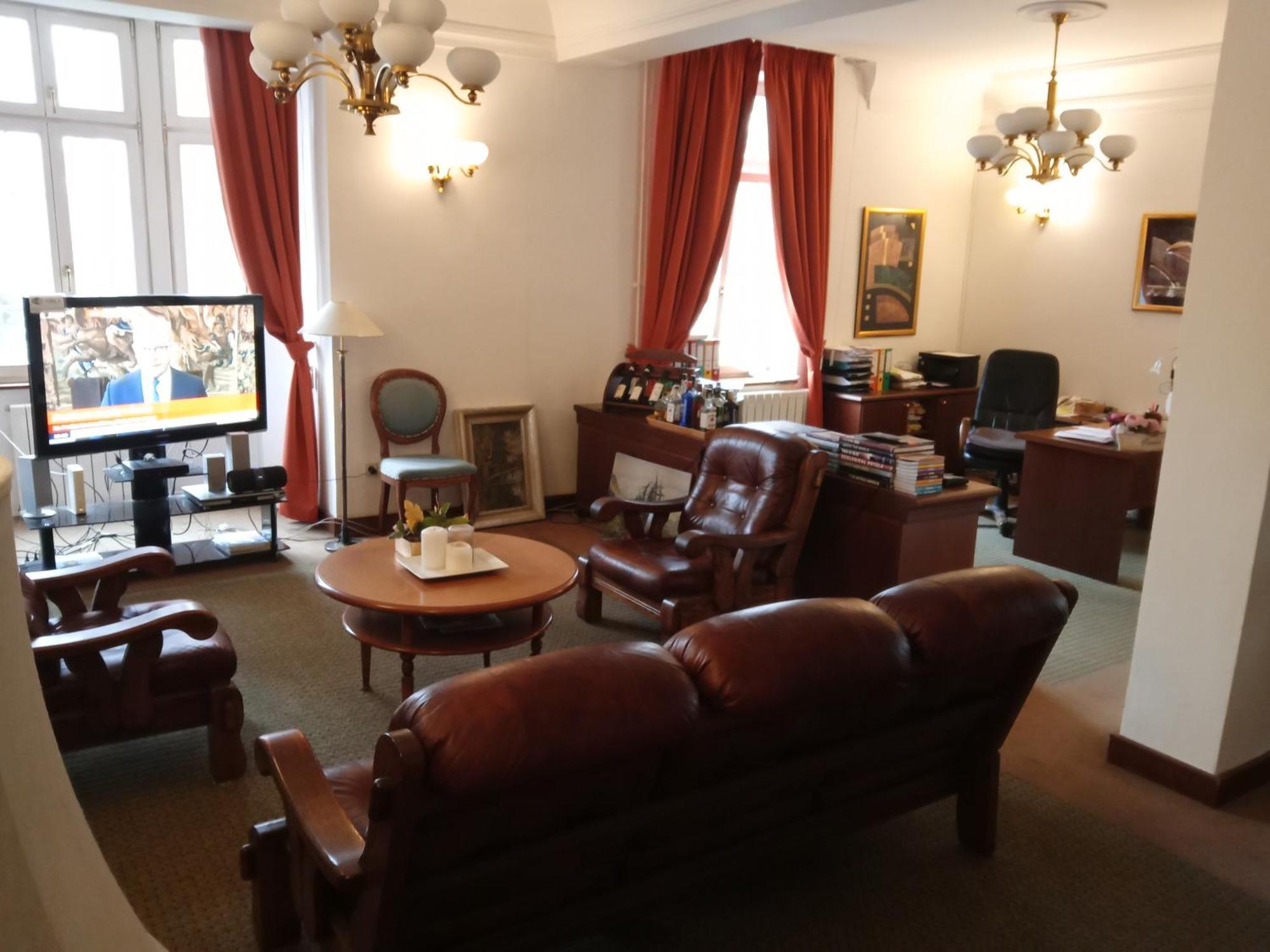 Retro Hotel Villa Ostrava Extérieur photo